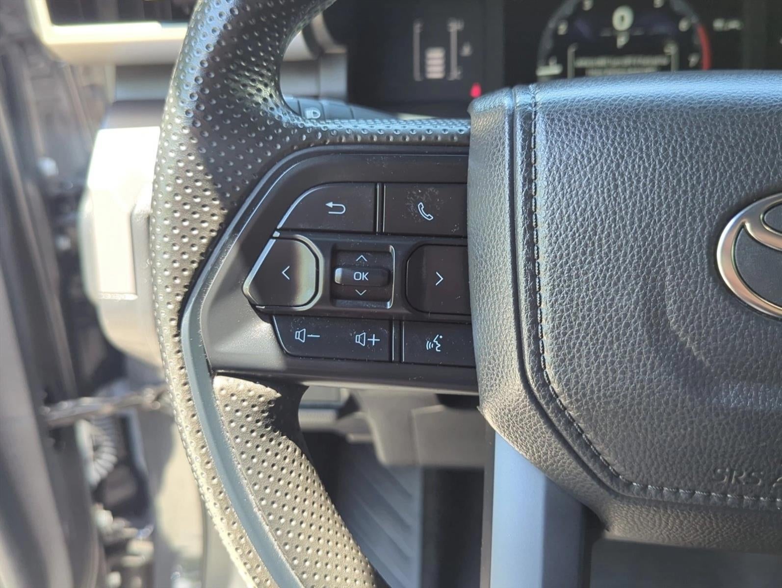 2024 Toyota Tacoma 2WD 2WD SR5 Double Cab 5' Bed AT (Natl)