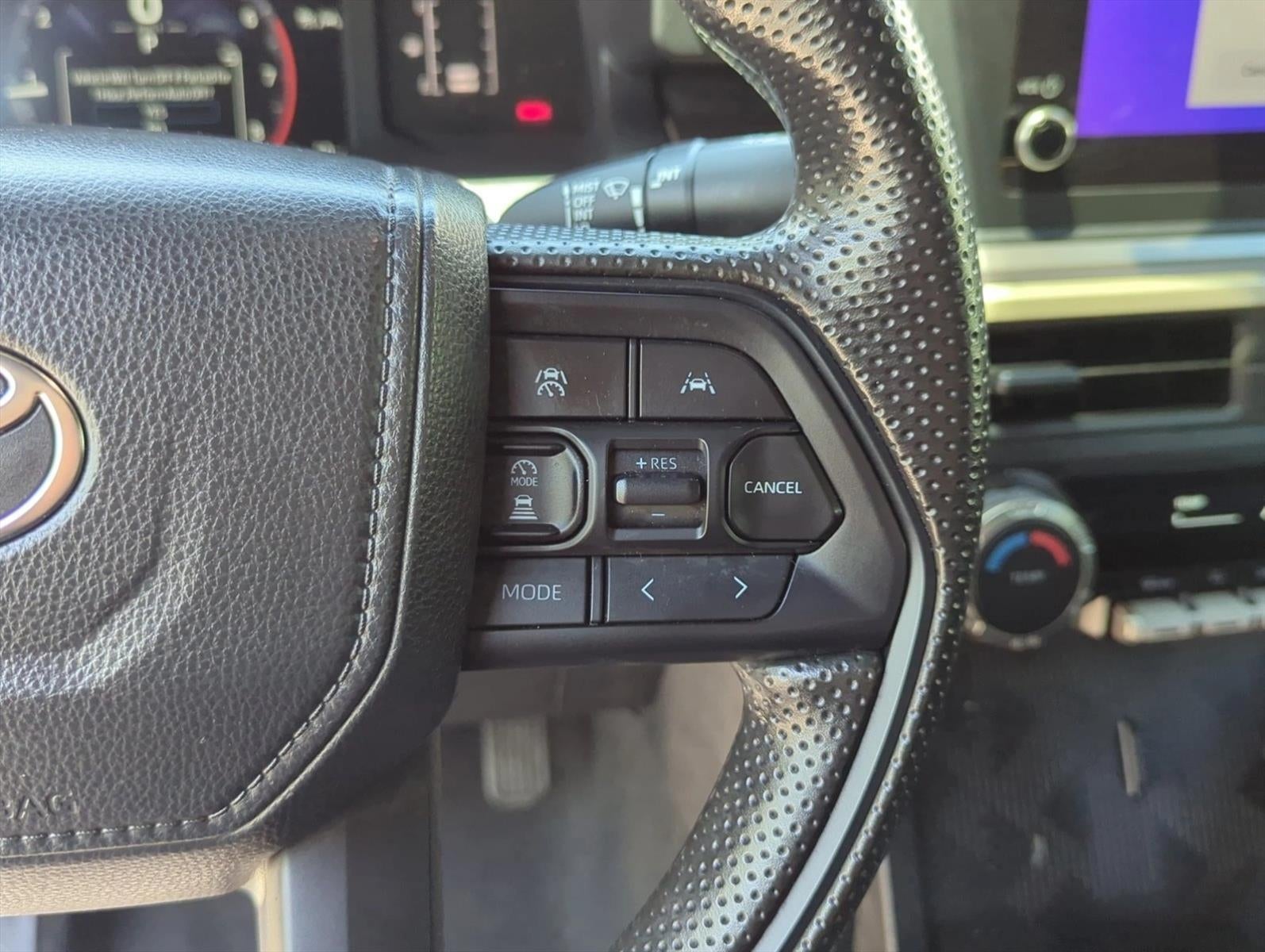 2024 Toyota Tacoma 2WD 2WD SR5 Double Cab 5' Bed AT (Natl)