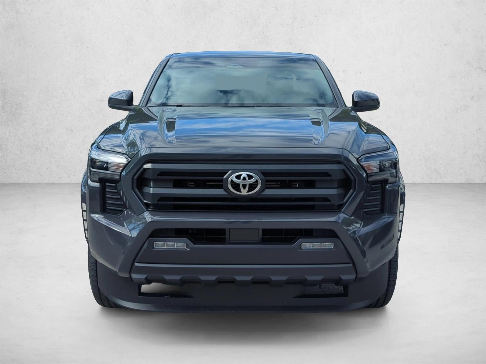 2025 Toyota Tacoma 2WD 2WD SR5 Double Cab 5' Bed AT (SE)