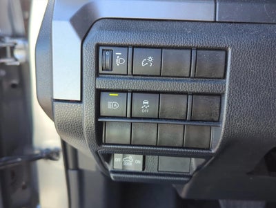 2024 Toyota Tacoma 2WD 2WD SR5 Double Cab 5' Bed AT (SE)