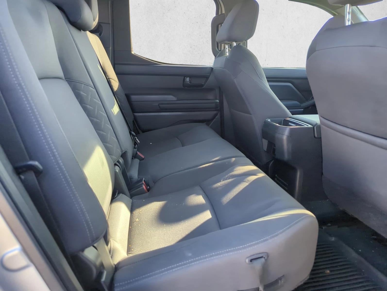 2024 Toyota Tacoma 2WD 2WD SR5 Double Cab 5' Bed AT (SE)