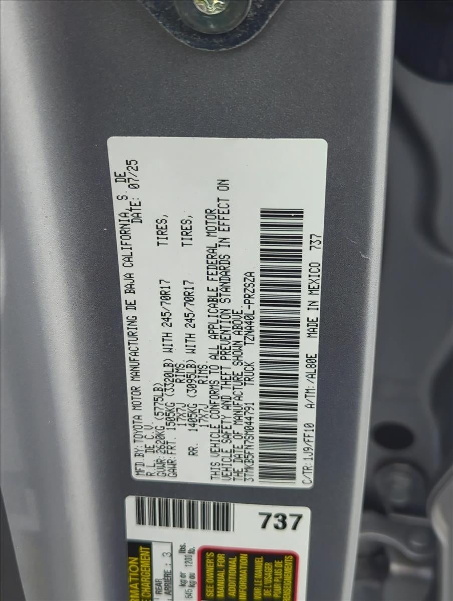 2025 Toyota Tacoma 2WD 2WD SR5 Double Cab 5' Bed AT (Natl)