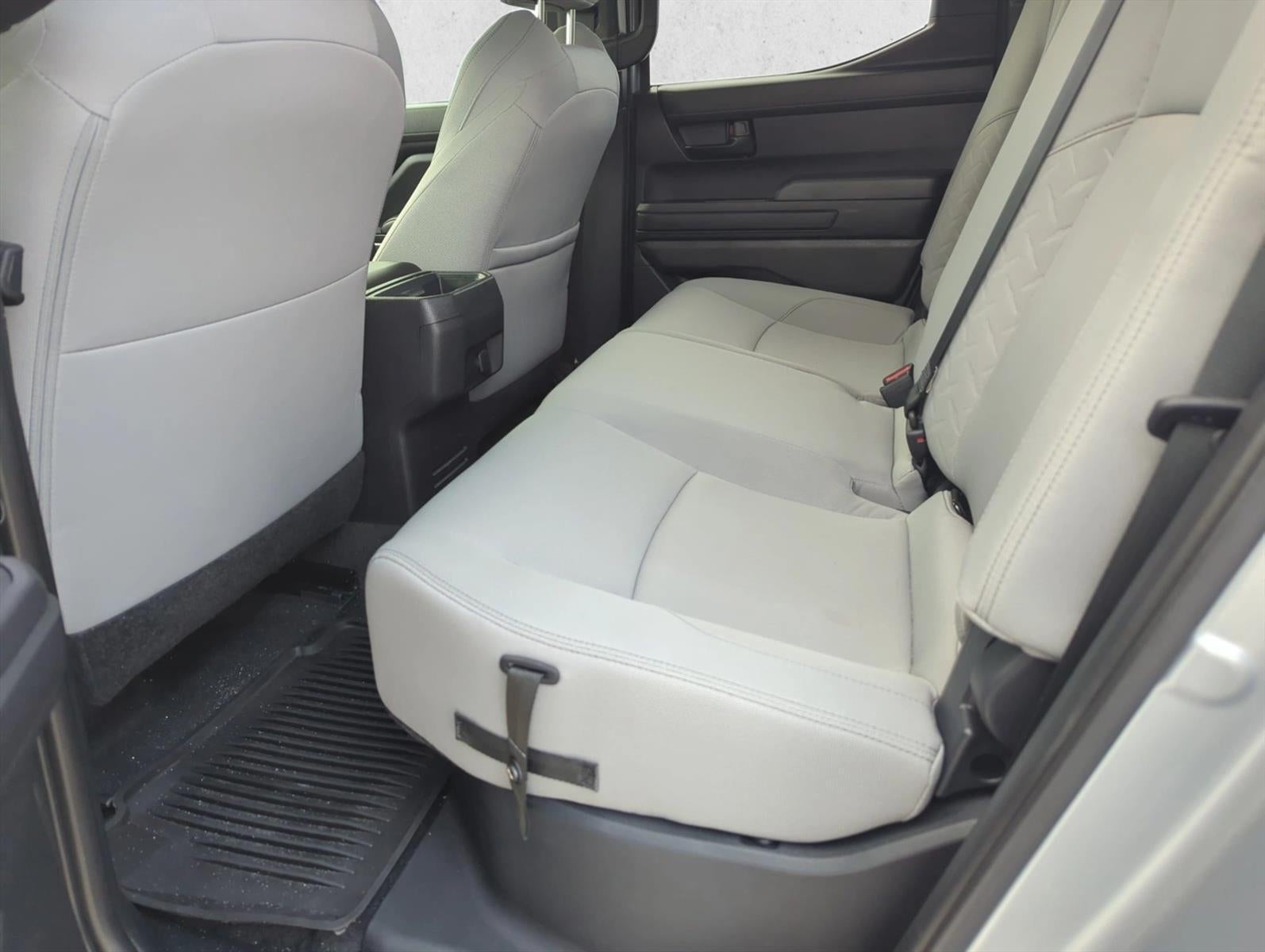 2025 Toyota Tacoma 2WD 2WD SR5 Double Cab 5' Bed AT (Natl)