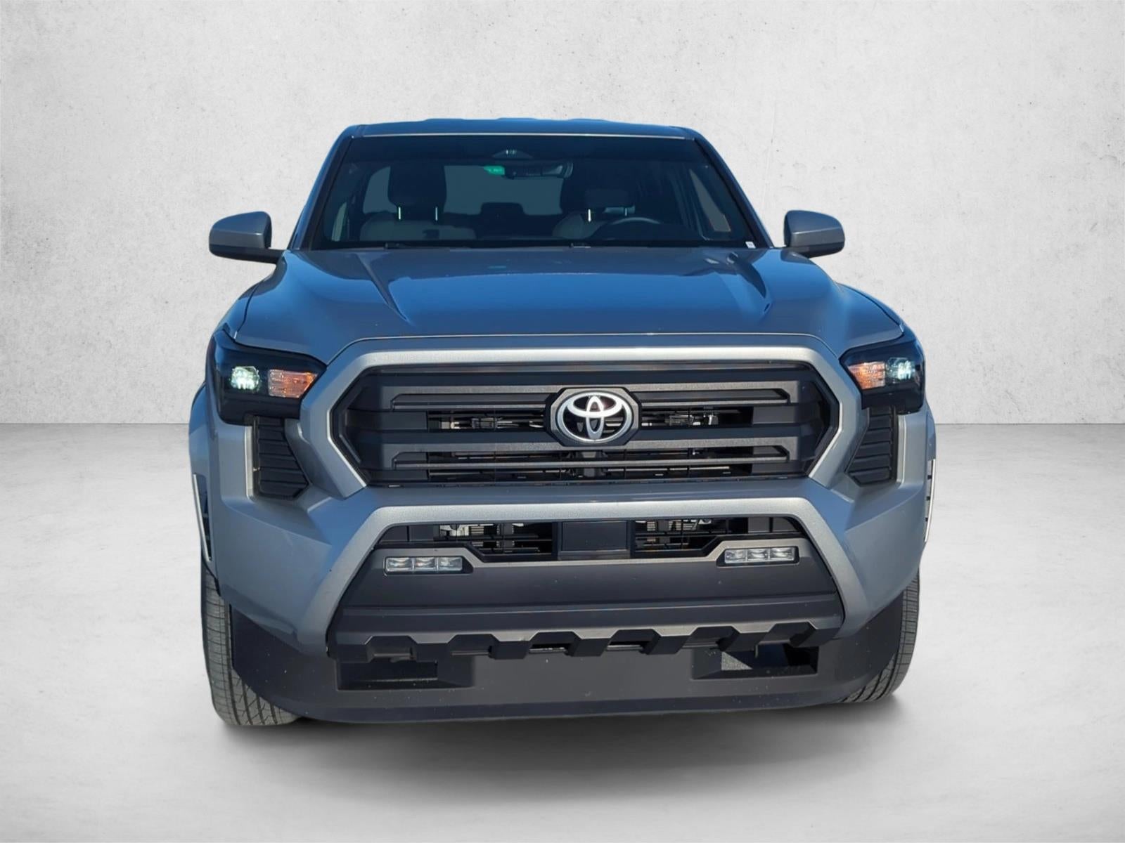 2024 Toyota Tacoma 2WD 2WD SR5 Double Cab 5' Bed AT (SE)
