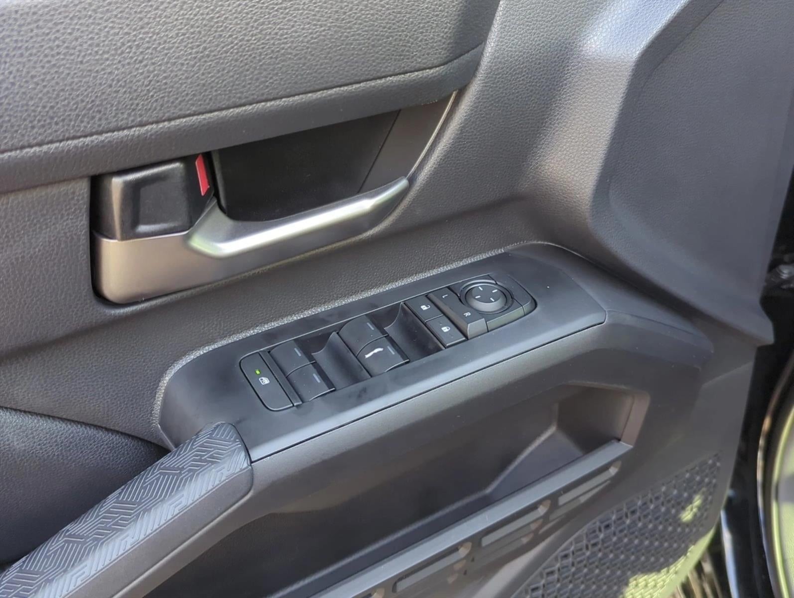 2025 Toyota Tacoma 4WD 4WD TRD Off Road Double Cab 5' Bed AT (Natl)