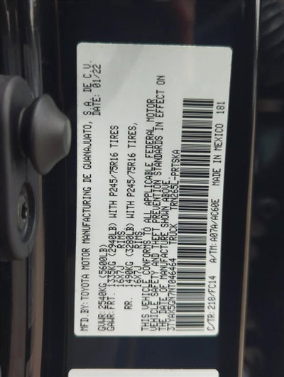 2022 Toyota Tacoma 2WD 2WD SR5 Double Cab 5' Bed I4 AT (SE)