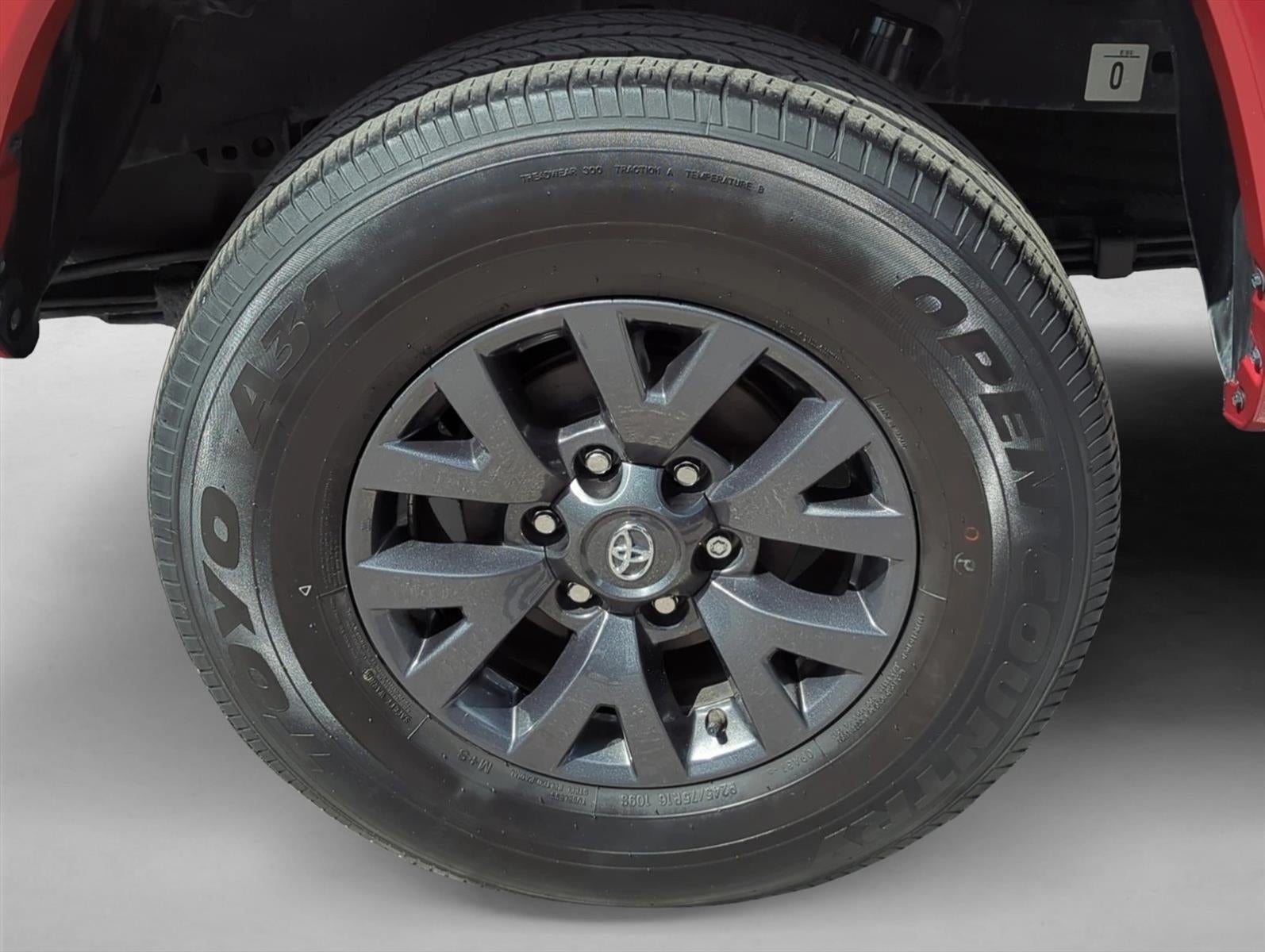 2023 Toyota Tacoma 2WD 2WD SR5 Double Cab 5' Bed V6 AT (GS)