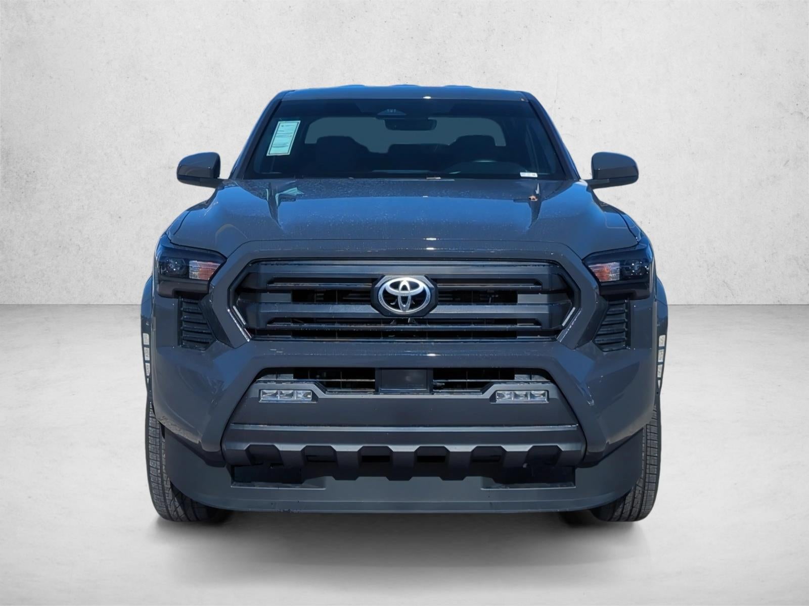 2026 Toyota Tacoma 2WD 2WD SR5 Double Cab 5' Bed AT (SE)