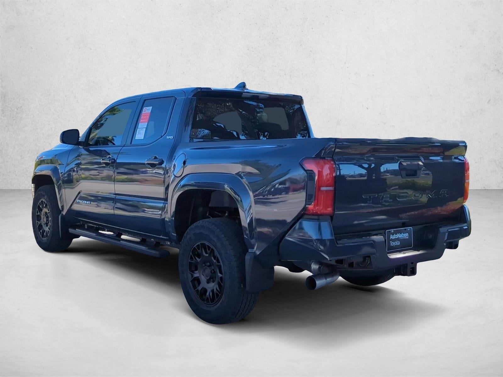 2026 Toyota Tacoma 2WD 2WD SR5 Double Cab 5' Bed AT (SE)