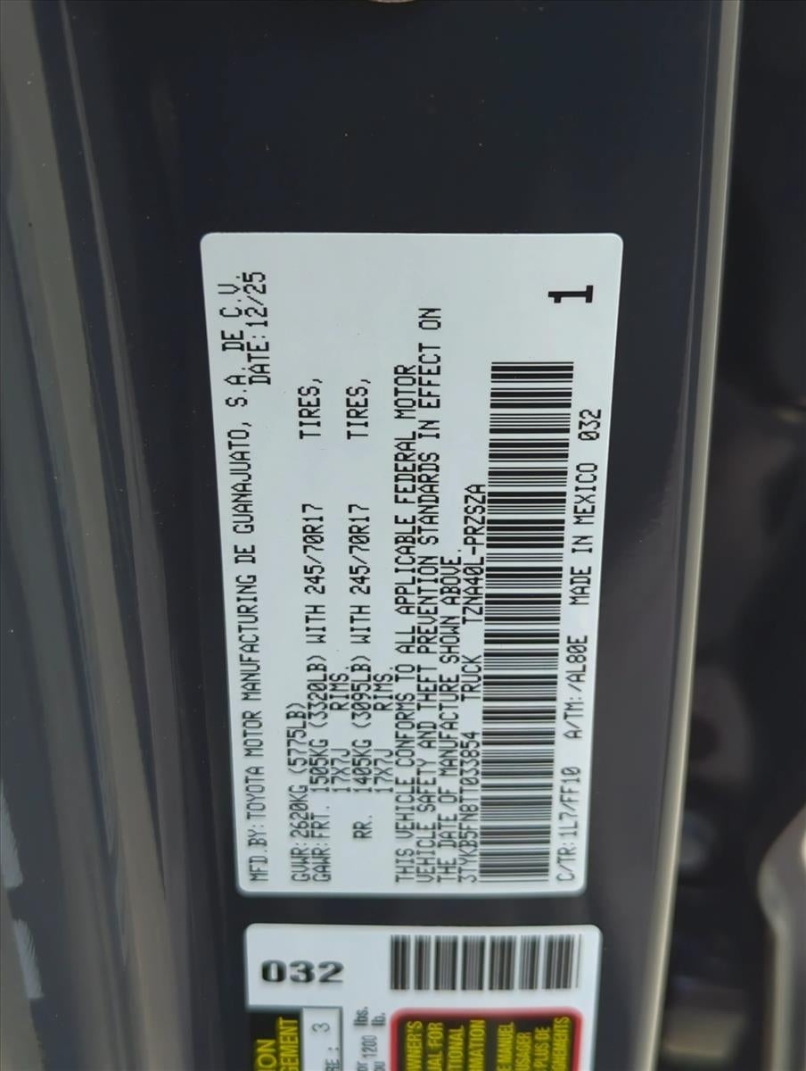 2026 Toyota Tacoma 2WD 2WD SR5 Double Cab 5' Bed AT (SE)
