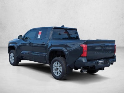2026 Toyota Tacoma 2WD 2WD SR5 Double Cab 5' Bed AT (SE)