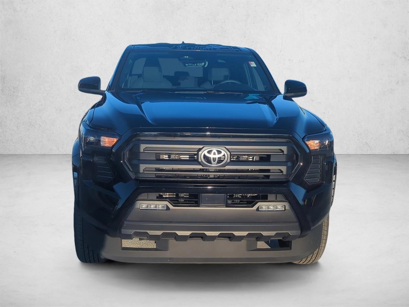 2024 Toyota Tacoma 2WD 2WD SR5 Double Cab 5' Bed AT (SE)