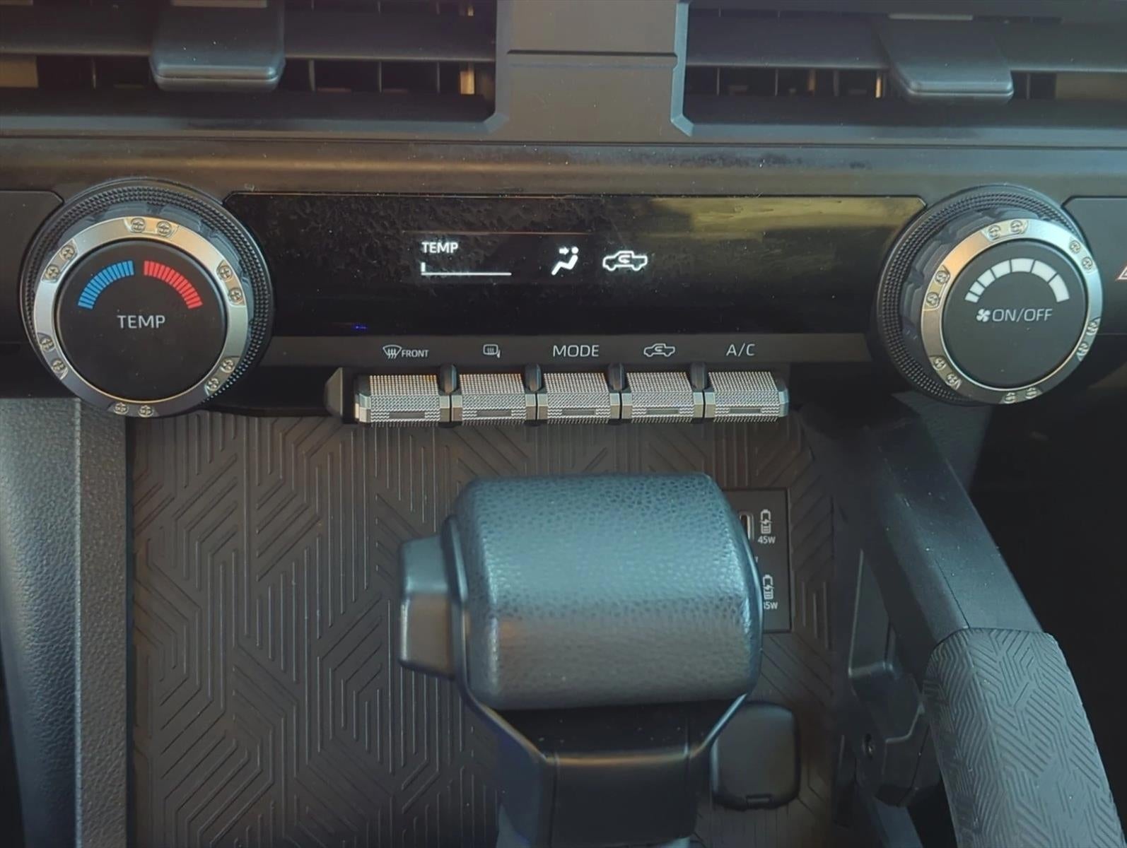 2024 Toyota Tacoma 2WD 2WD SR5 Double Cab 5' Bed AT (SE)