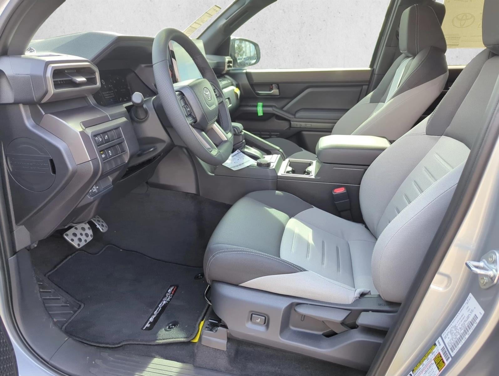 2025 Toyota Tacoma 2WD 2WD TRD Sport Double Cab 5' Bed AT (Natl)