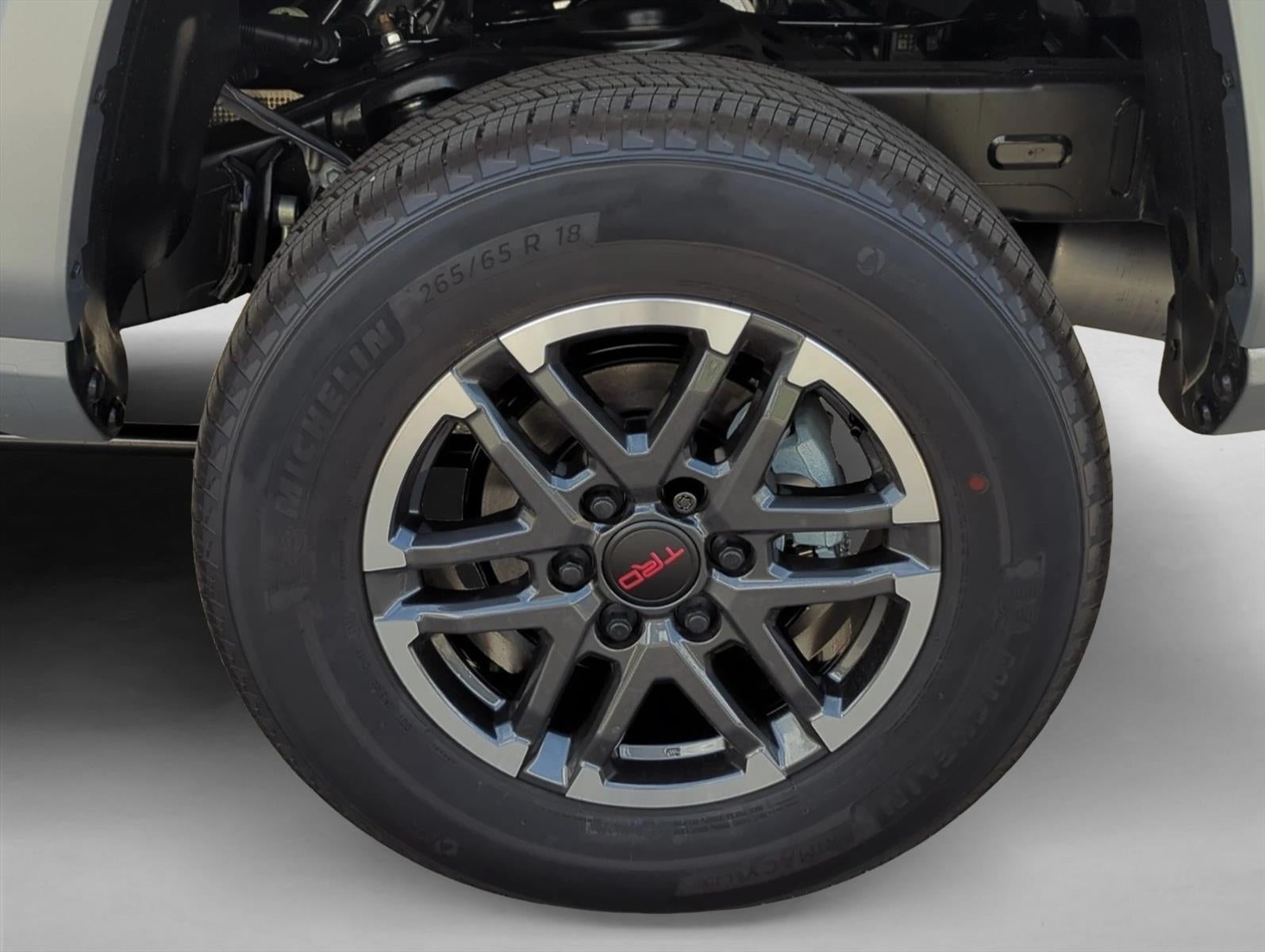 2025 Toyota Tacoma 2WD 2WD TRD Sport Double Cab 5' Bed AT (Natl)