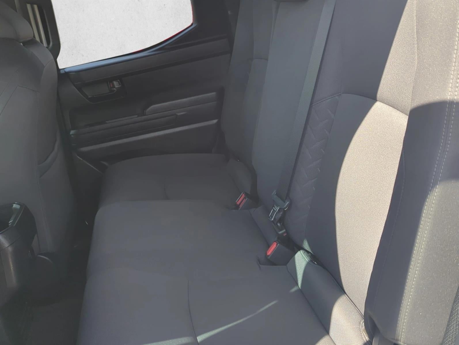 2025 Toyota Tacoma 2WD 2WD SR Double Cab 5' Bed AT (GS)