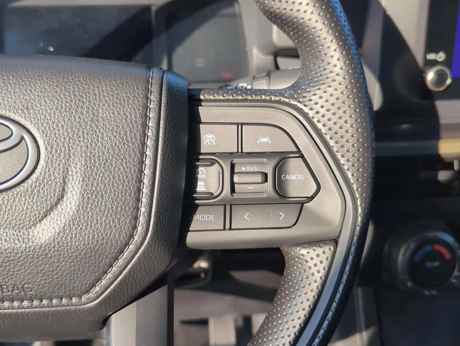 2025 Toyota Tacoma 4WD 4WD SR5 Double Cab 5' Bed AT (GS)