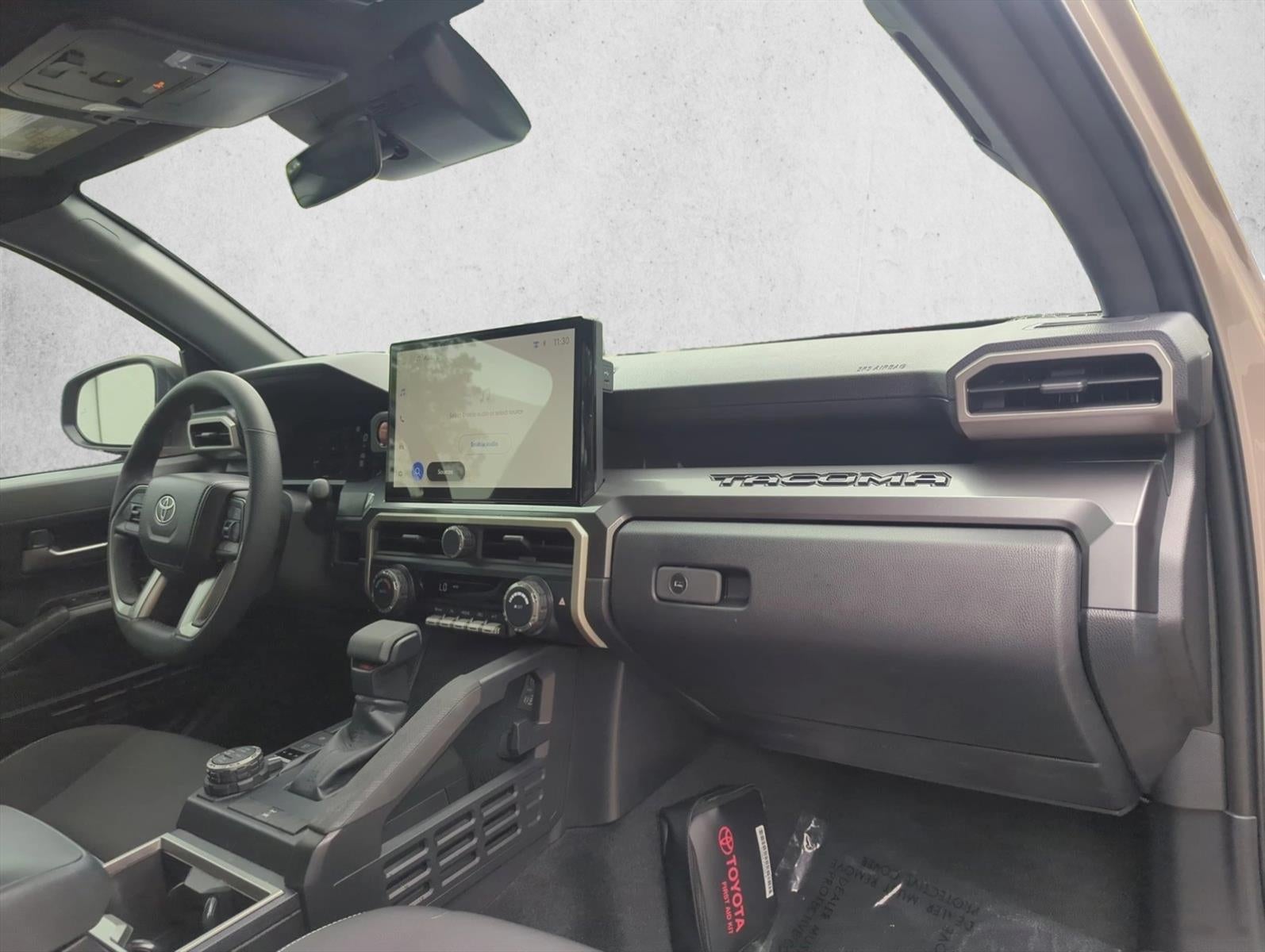 2026 Toyota Tacoma 4WD 4WD TRD Off Road Hybrid Double Cab 5' Bed AT (Natl)