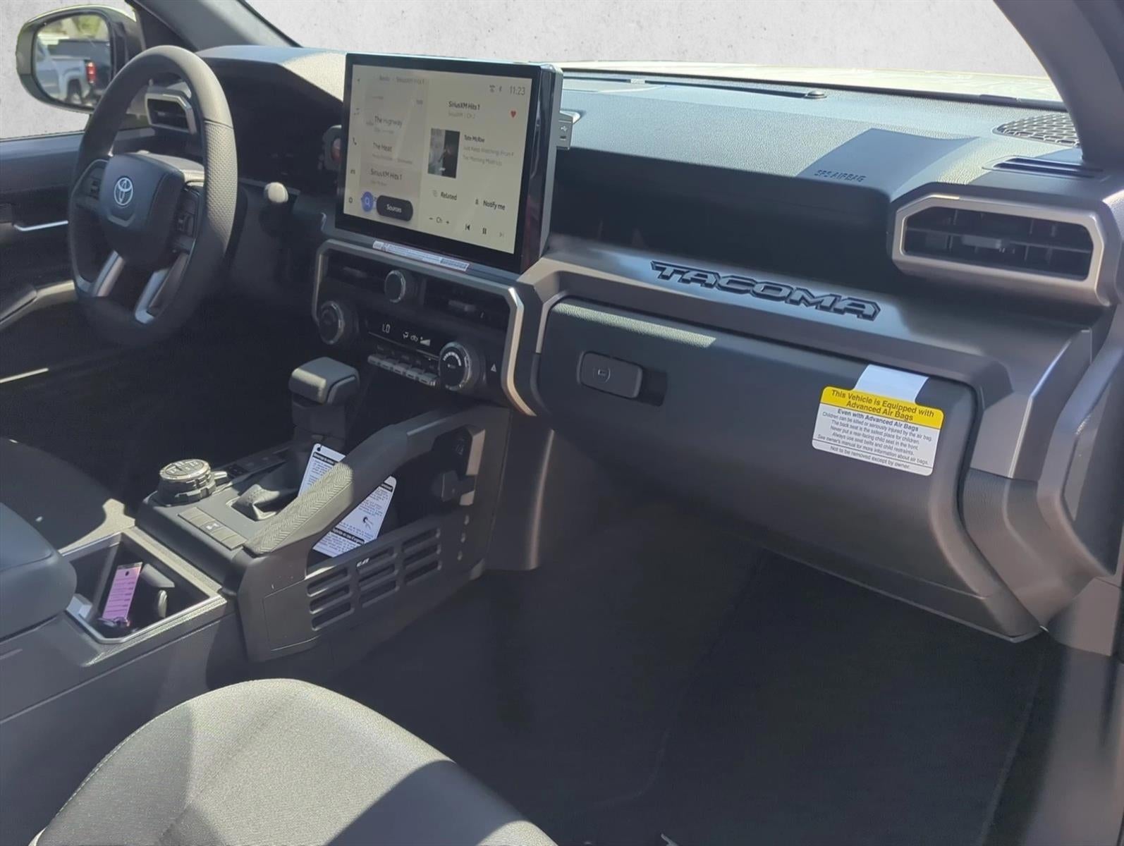 2025 Toyota Tacoma 4WD 4WD TRD Off Road Hybrid Double Cab 5' Bed AT (Natl)
