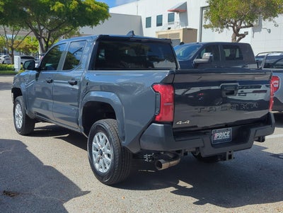 2025 Toyota Tacoma 4WD 4WD SR Double Cab 5' Bed AT (GS)