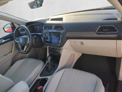 2022 Volkswagen Tiguan 2.0T SE FWD