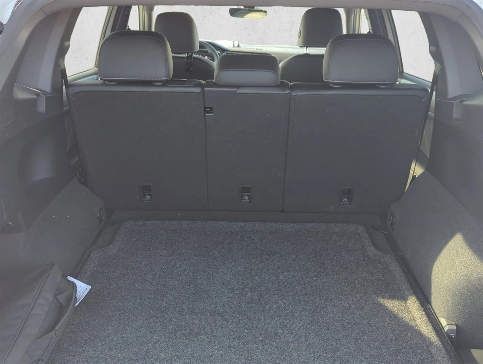 2022 Volkswagen Tiguan 2.0T SEL R-Line 4MOTION