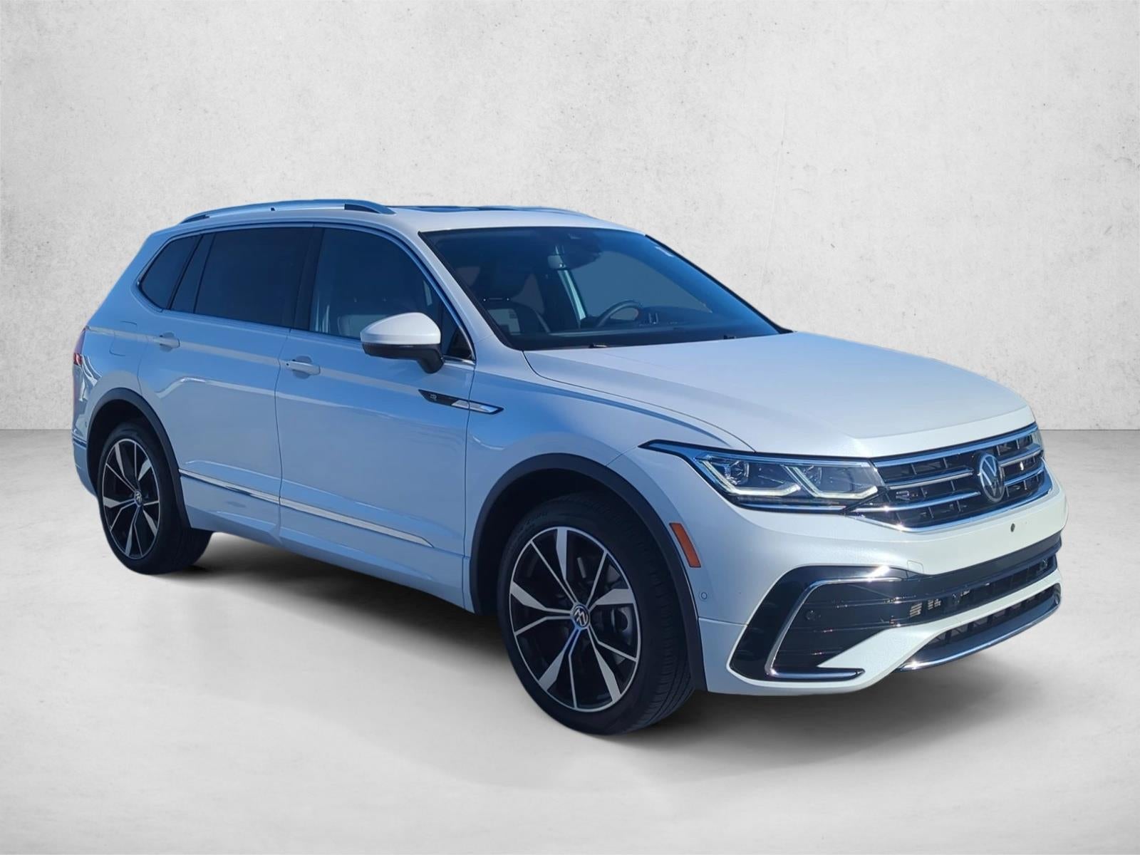 2022 Volkswagen Tiguan 2.0T SEL R-Line 4MOTION
