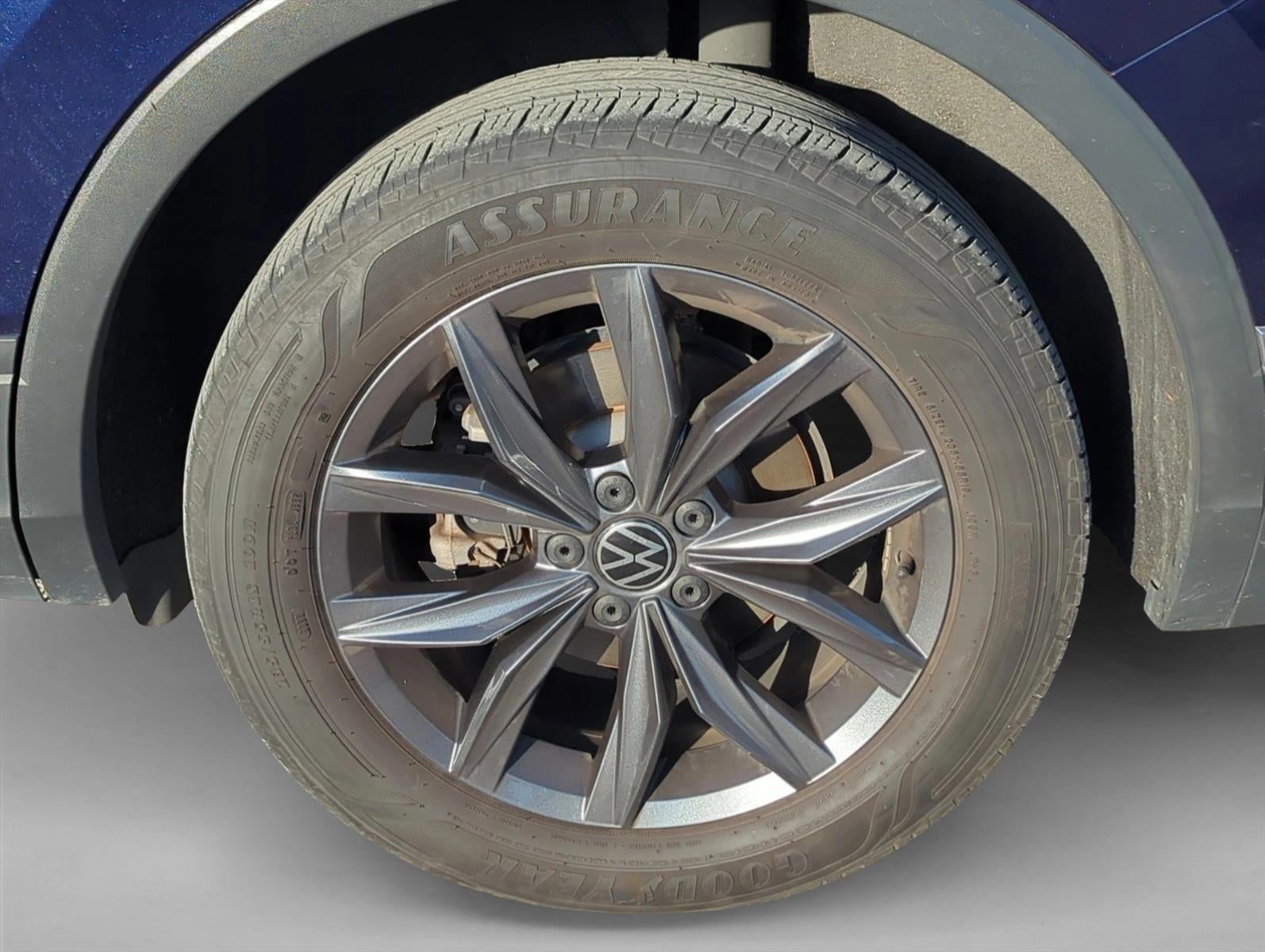 2023 Volkswagen Tiguan 2.0T SE FWD