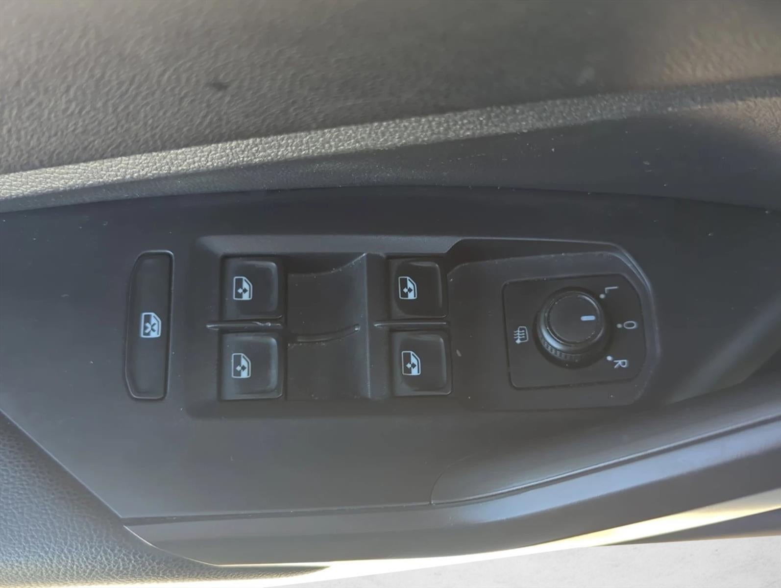 2019 Volkswagen Jetta R-Line Auto w/SULEV