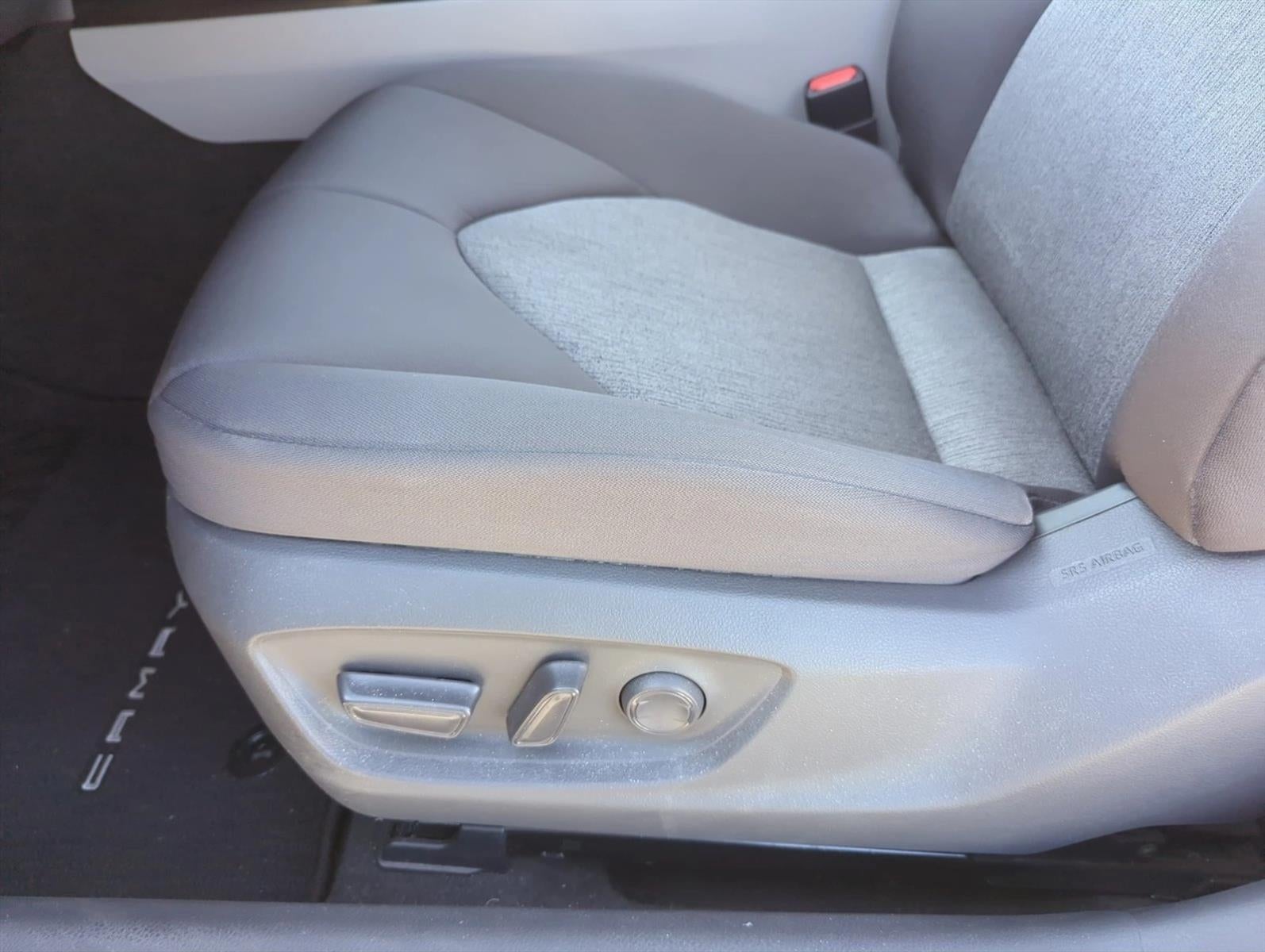 2019 Toyota Camry LE Auto (SE)