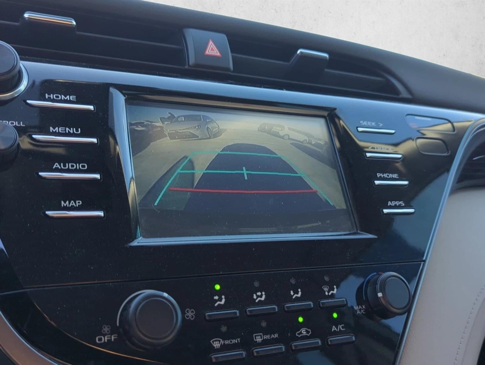 2019 Toyota Camry LE Auto (SE)