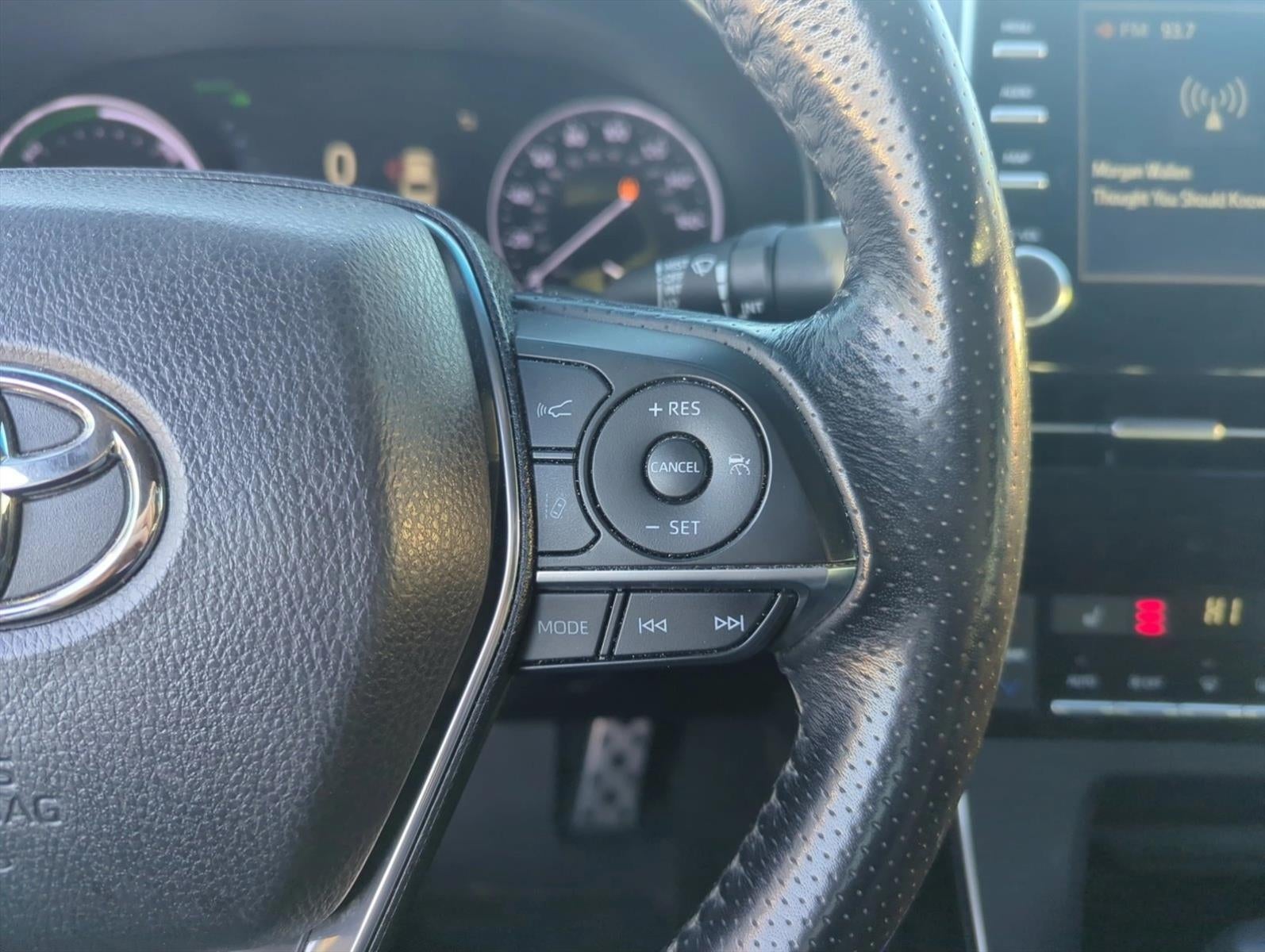 2019 Toyota Avalon Hybrid XSE (Natl)