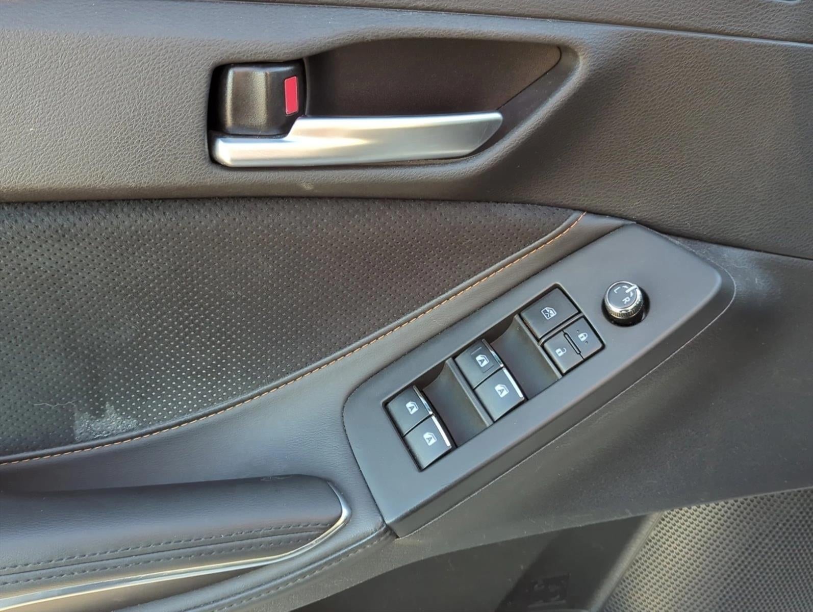 2019 Toyota Avalon Hybrid XSE (Natl)