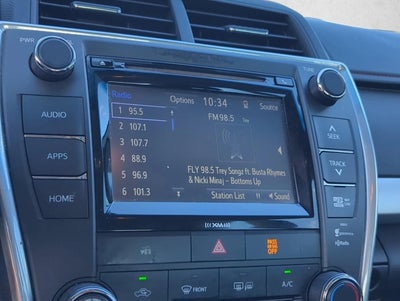 2017 Toyota Camry SE Auto (SE)