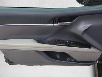 2023 Toyota Camry LE Auto (SE)