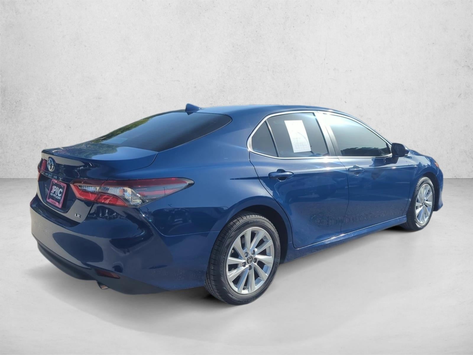 2023 Toyota Camry LE Auto (SE)