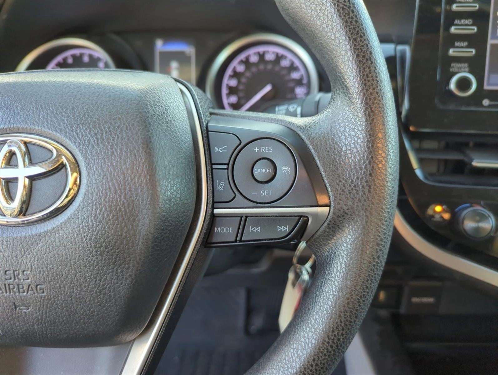 2023 Toyota Camry LE Auto (SE)