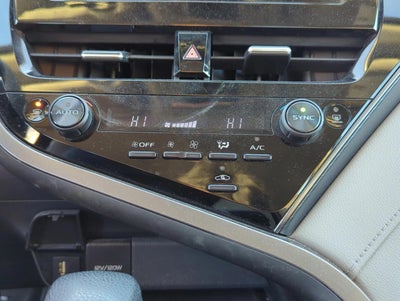 2023 Toyota Camry LE Auto (SE)