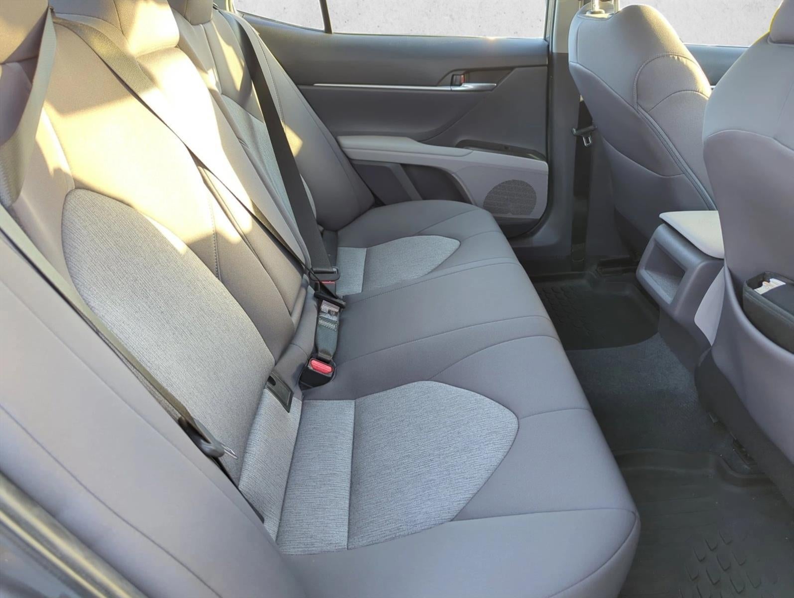 2023 Toyota Camry LE Auto (SE)