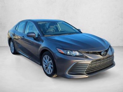 2023 Toyota Camry LE Auto (SE)