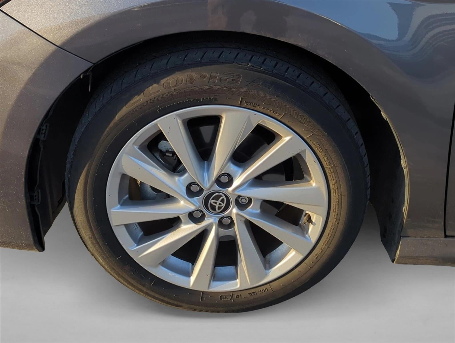 2023 Toyota Camry LE Auto (SE)