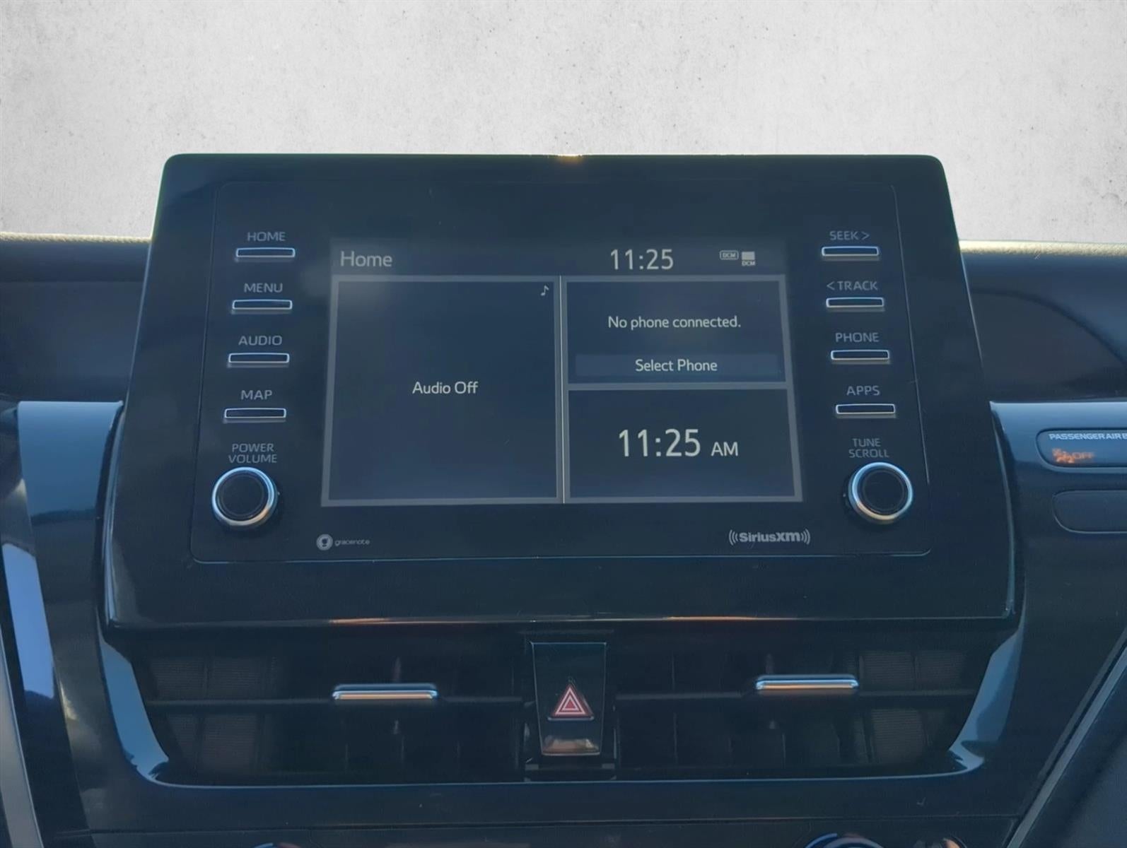 2022 Toyota Camry LE Auto (SE)