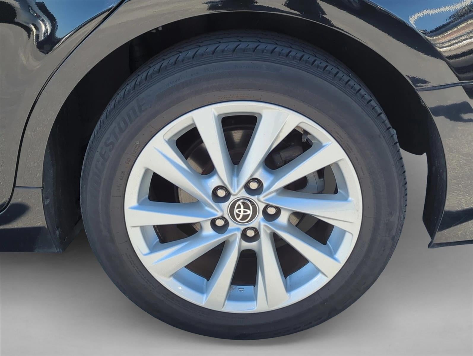 2022 Toyota Camry LE Auto (SE)