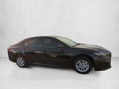 2025 Toyota Camry LE (SE)