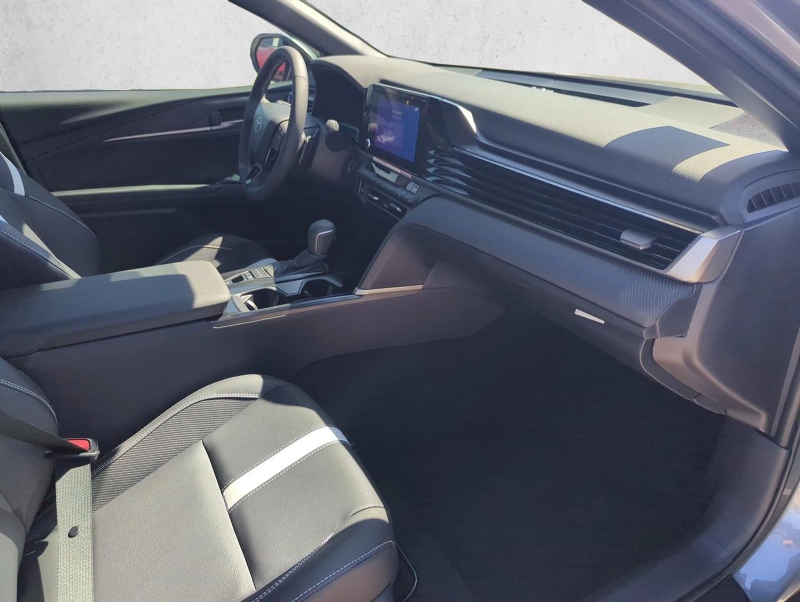 2026 Toyota Camry SE (SE)
