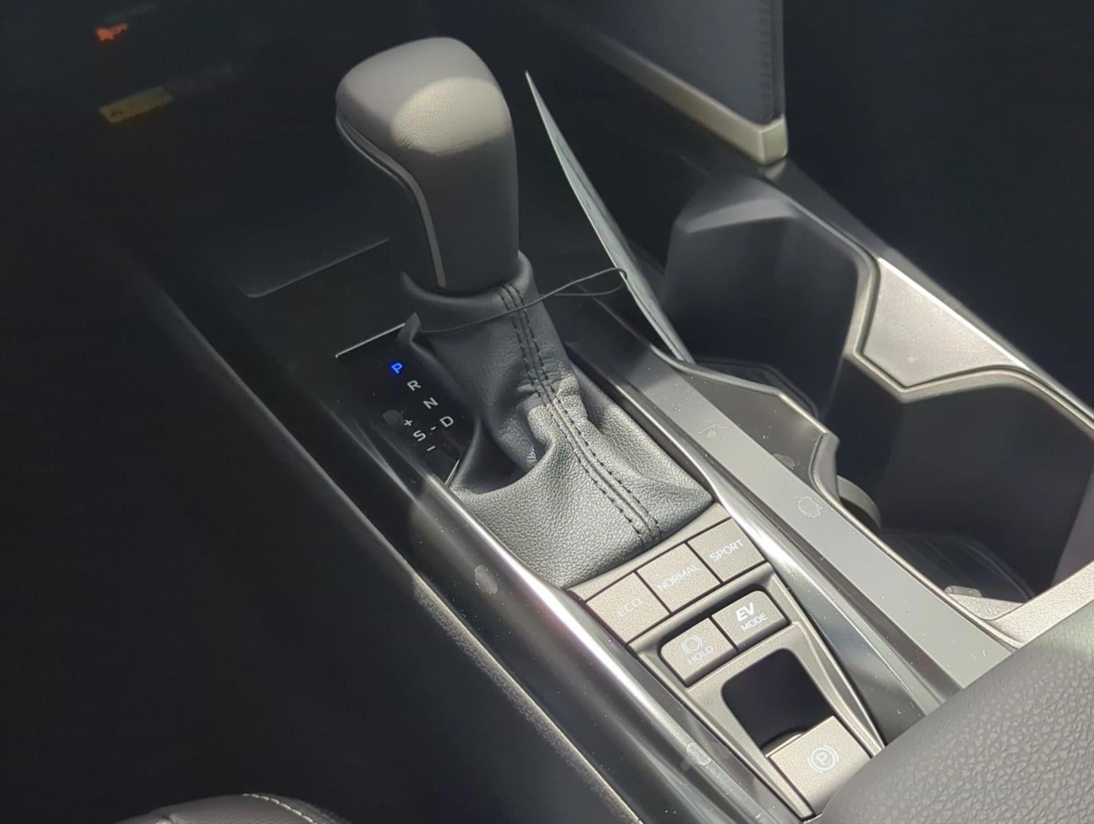 2026 Toyota Camry SE (SE)