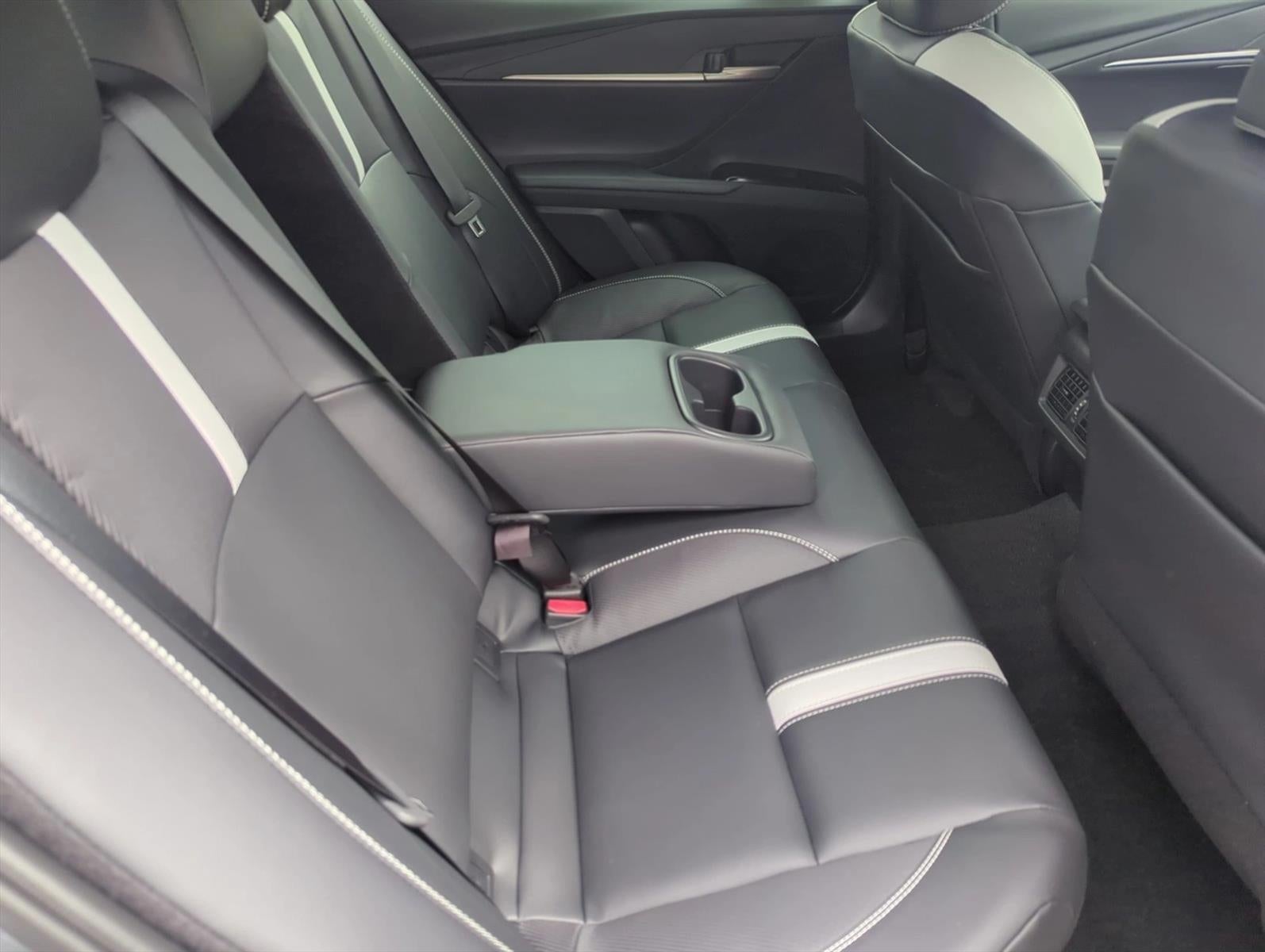 2026 Toyota Camry SE (SE)