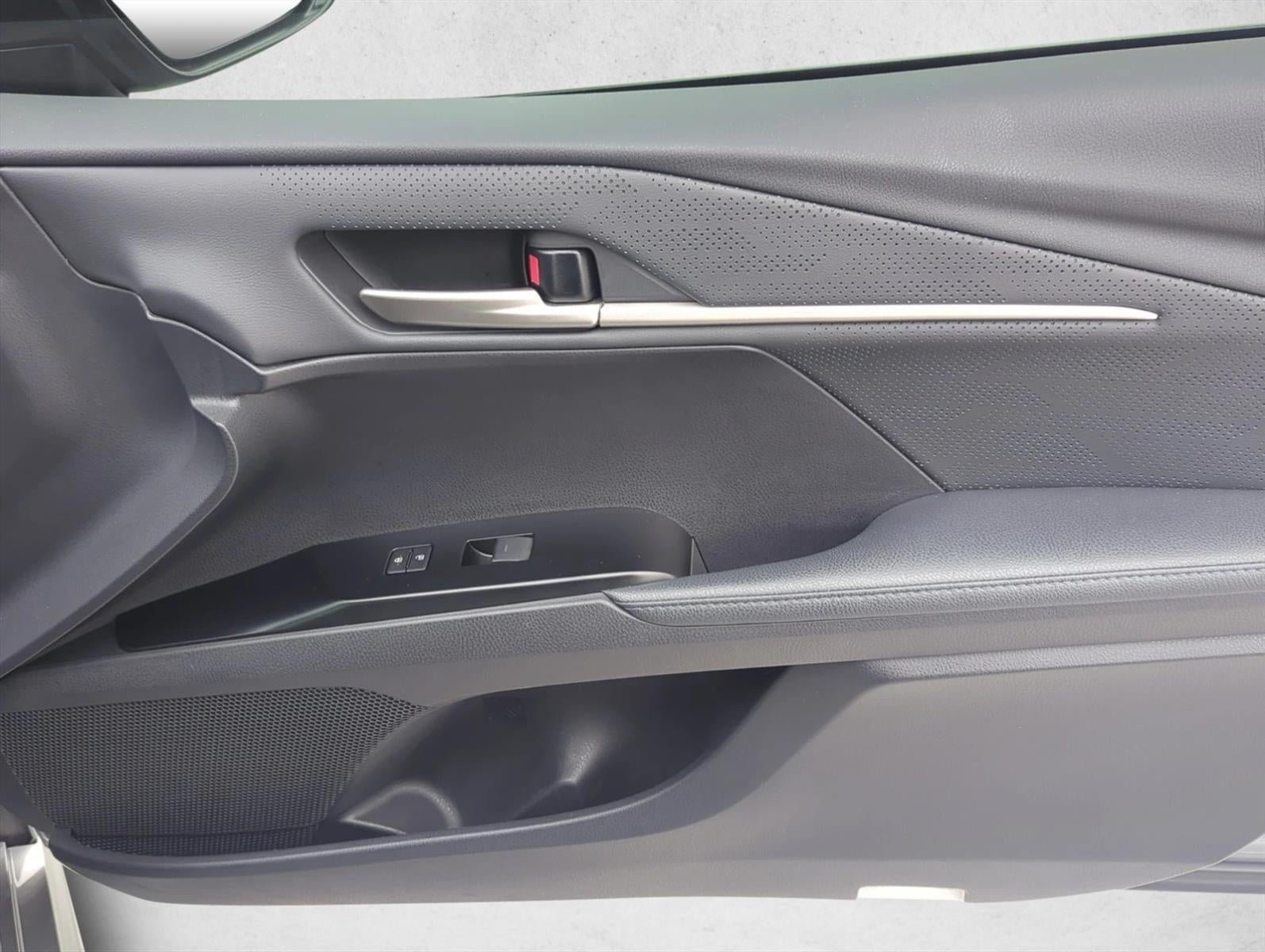 2025 Toyota Camry XSE (Natl)