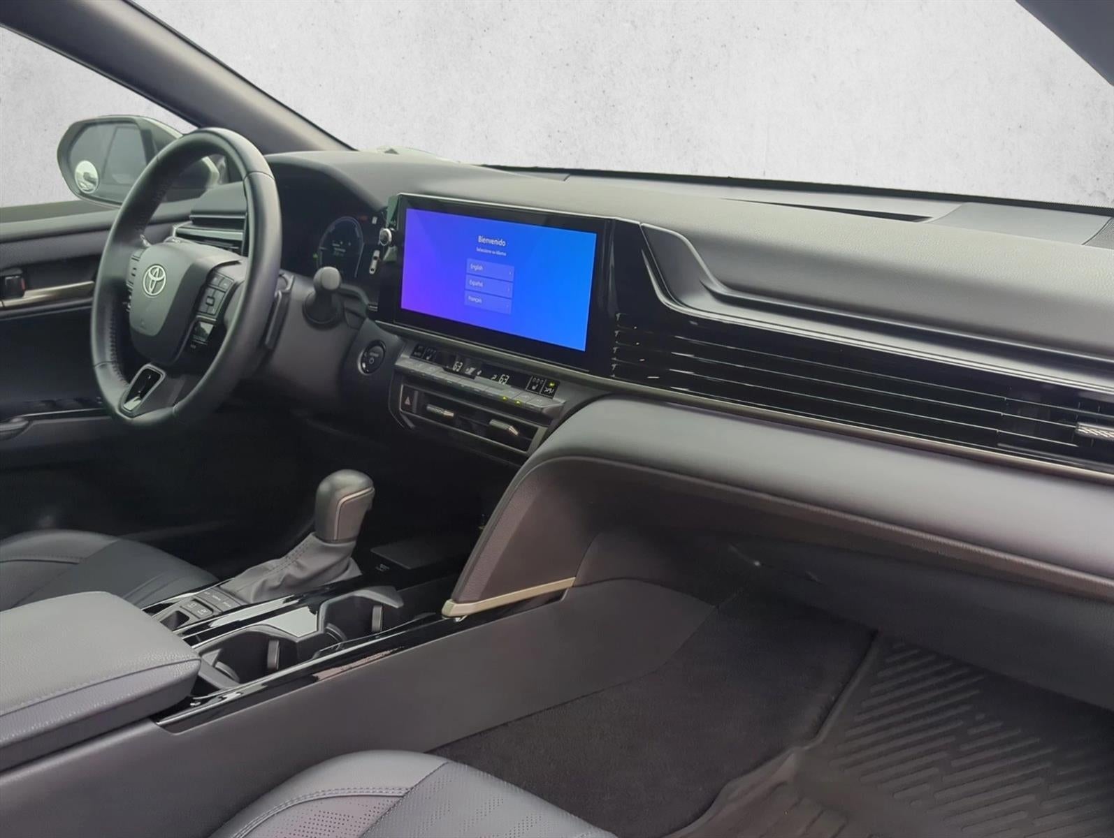 2025 Toyota Camry XSE (Natl)