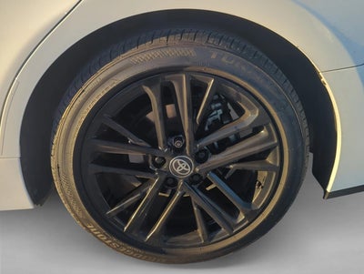 2025 Toyota Camry SE (SE)